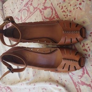 Congac Frye wedges